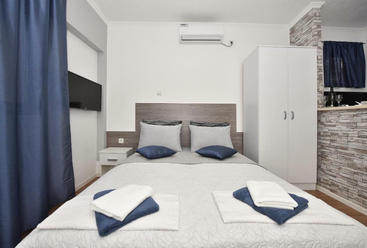 Apartments Song Of Joys Makarska Exterior foto